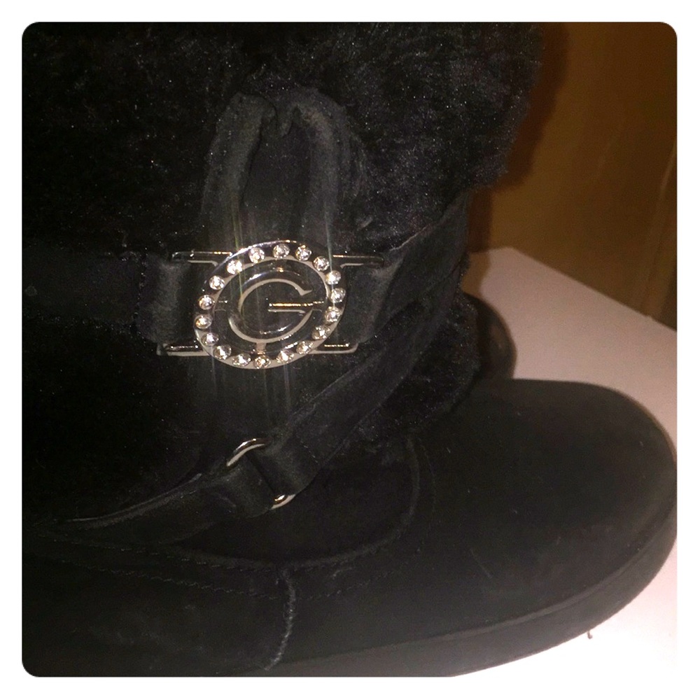 Guess boots